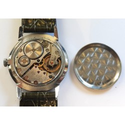 Raketa AWW-631
