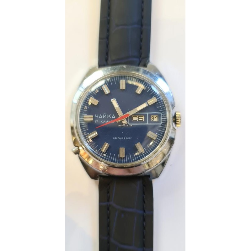 Chaika Day/Date - Blue, 1976