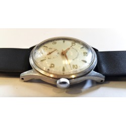 Revue Exclusive - Silver, 1955